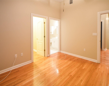 271 Se 22nd Street - Photo Thumbnail 9