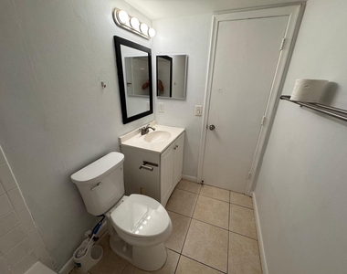 5150 Ne 6th Avenue - Photo Thumbnail 15