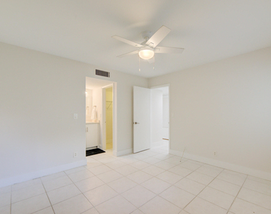 618 Nw 13th Street - Photo Thumbnail 15