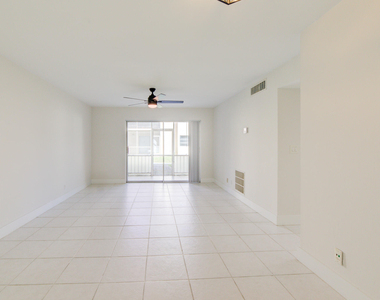 618 Nw 13th Street - Photo Thumbnail 4