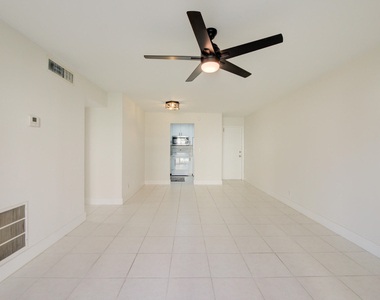618 Nw 13th Street - Photo Thumbnail 10