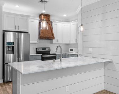 3091 Sw Otter Lane - Photo Thumbnail 1