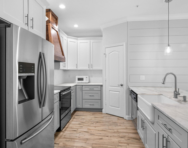 3091 Sw Otter Lane - Photo Thumbnail 3