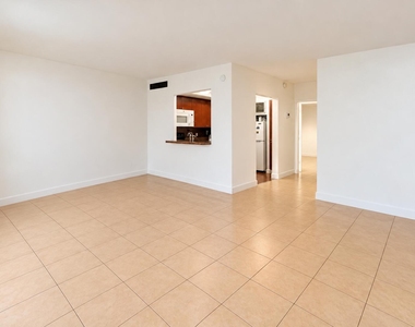 11 Sw 52nd Avenue - Photo Thumbnail 4