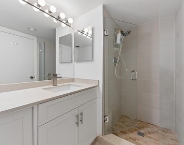 100 Se 5th Avenue - Photo Thumbnail 14