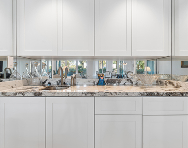 100 Se 5th Avenue - Photo Thumbnail 4