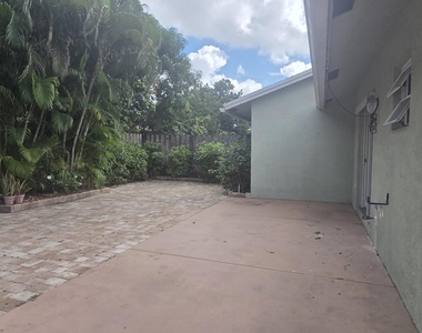 5451 Chicory Lane - Photo Thumbnail 7