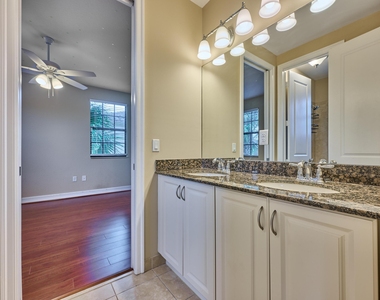 7593 Nw 113th Avenue - Photo Thumbnail 61