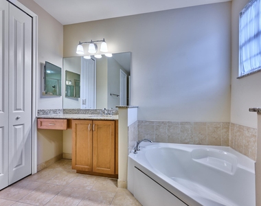 7593 Nw 113th Avenue - Photo Thumbnail 66
