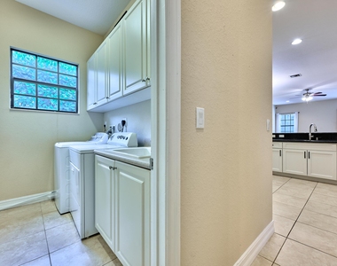 7593 Nw 113th Avenue - Photo Thumbnail 44