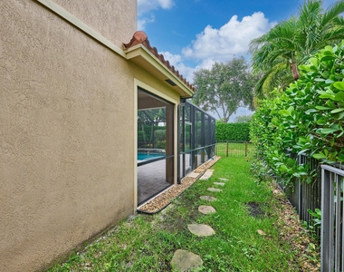 7593 Nw 113th Avenue - Photo Thumbnail 8