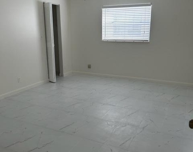 194 Lake Susan Lane - Photo Thumbnail 10