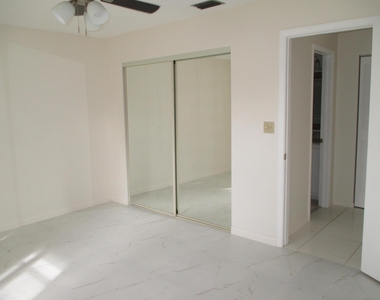 194 Lake Susan Lane - Photo Thumbnail 16