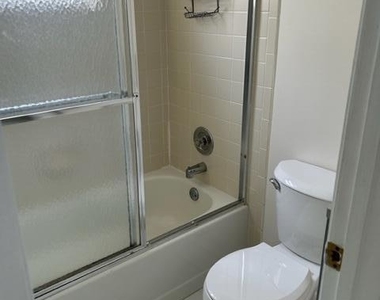 194 Lake Susan Lane - Photo Thumbnail 12