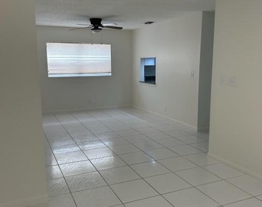 194 Lake Susan Lane - Photo Thumbnail 6