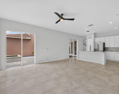 207 Isle Verde Way - Photo Thumbnail 29