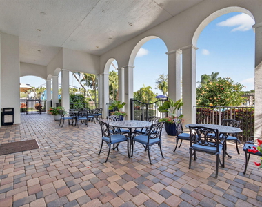 207 Isle Verde Way - Photo Thumbnail 75