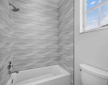 207 Isle Verde Way - Photo Thumbnail 38