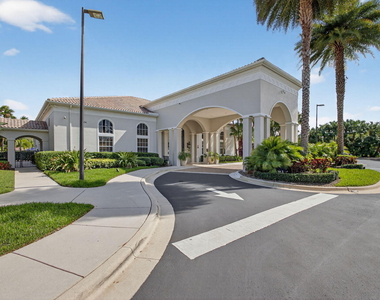 207 Isle Verde Way - Photo Thumbnail 62