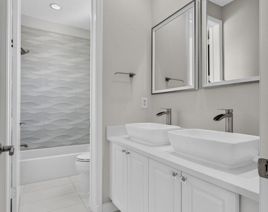 207 Isle Verde Way - Photo Thumbnail 36