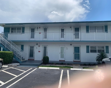 1114 Lake Terrace - Photo Thumbnail 19