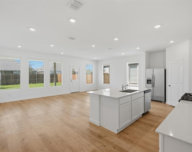 7117 Black Cherry Lane - Photo Thumbnail 4