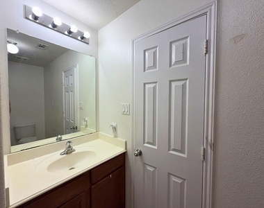 10009 Iron Ridge Drive - Photo Thumbnail 10