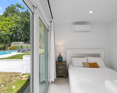 2531 Key Largo Lane - Photo Thumbnail 17