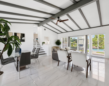 2531 Key Largo Lane - Photo Thumbnail 4