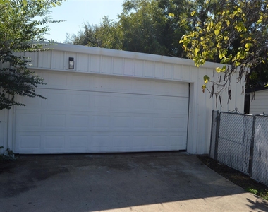1613 Jones Street - Photo Thumbnail 20