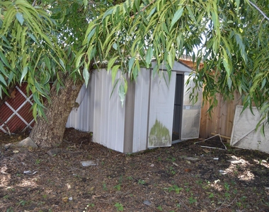 1613 Jones Street - Photo Thumbnail 23