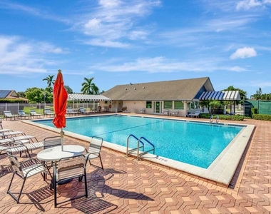 572 Sw 28th Avenue - Photo Thumbnail 34
