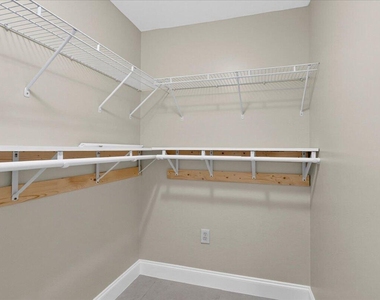 572 Sw 28th Avenue - Photo Thumbnail 23