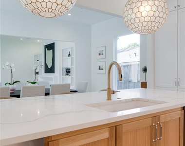 9315 Lenel Place - Photo Thumbnail 7