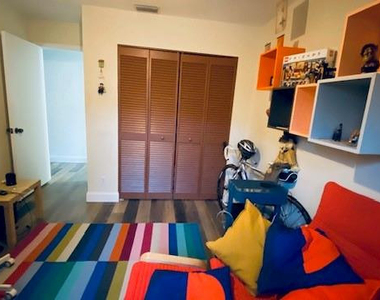 4235 Nw 56th Drive - Photo Thumbnail 21