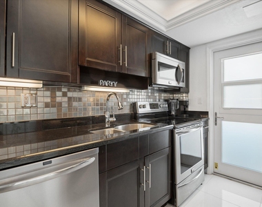 333 Ne 21st Avenue - Photo Thumbnail 6