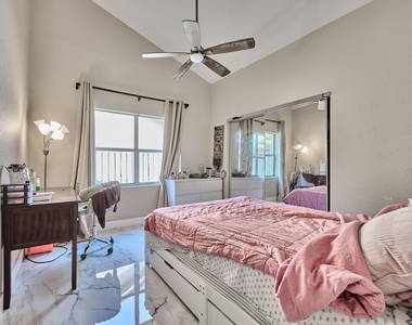 786 Nw 164th Avenue - Photo Thumbnail 40