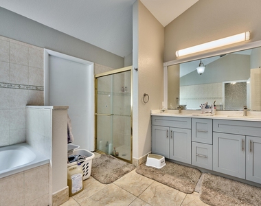 786 Nw 164th Avenue - Photo Thumbnail 35