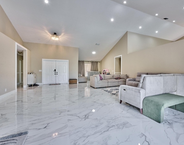 786 Nw 164th Avenue - Photo Thumbnail 12