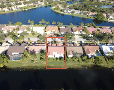 786 Nw 164th Avenue - Photo Thumbnail 1