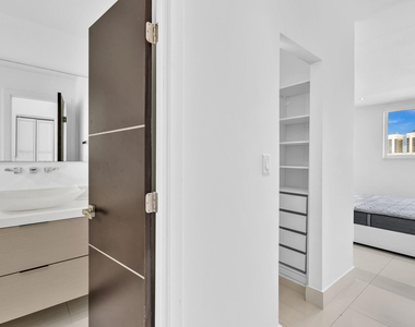 19390 Collins Avenue - Photo Thumbnail 19