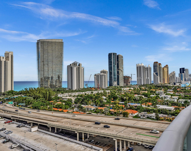 19390 Collins Avenue - Photo Thumbnail 15
