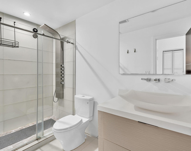 19390 Collins Avenue - Photo Thumbnail 20