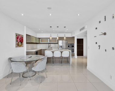 19390 Collins Avenue - Photo Thumbnail 10