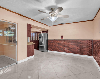 7399 Nw 20th Court - Photo Thumbnail 13