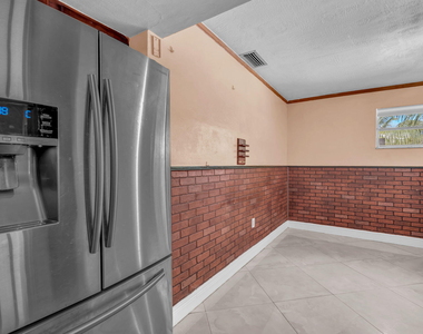 7399 Nw 20th Court - Photo Thumbnail 10