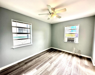 101 S C Street - Photo Thumbnail 11