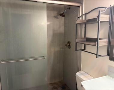 5248 Ne 6th Avenue - Photo Thumbnail 10