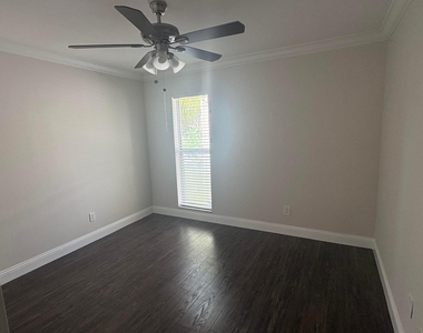 5248 Ne 6th Avenue - Photo Thumbnail 11