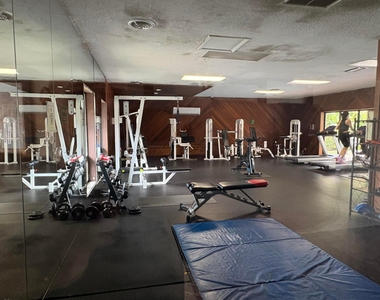 5248 Ne 6th Avenue - Photo Thumbnail 15